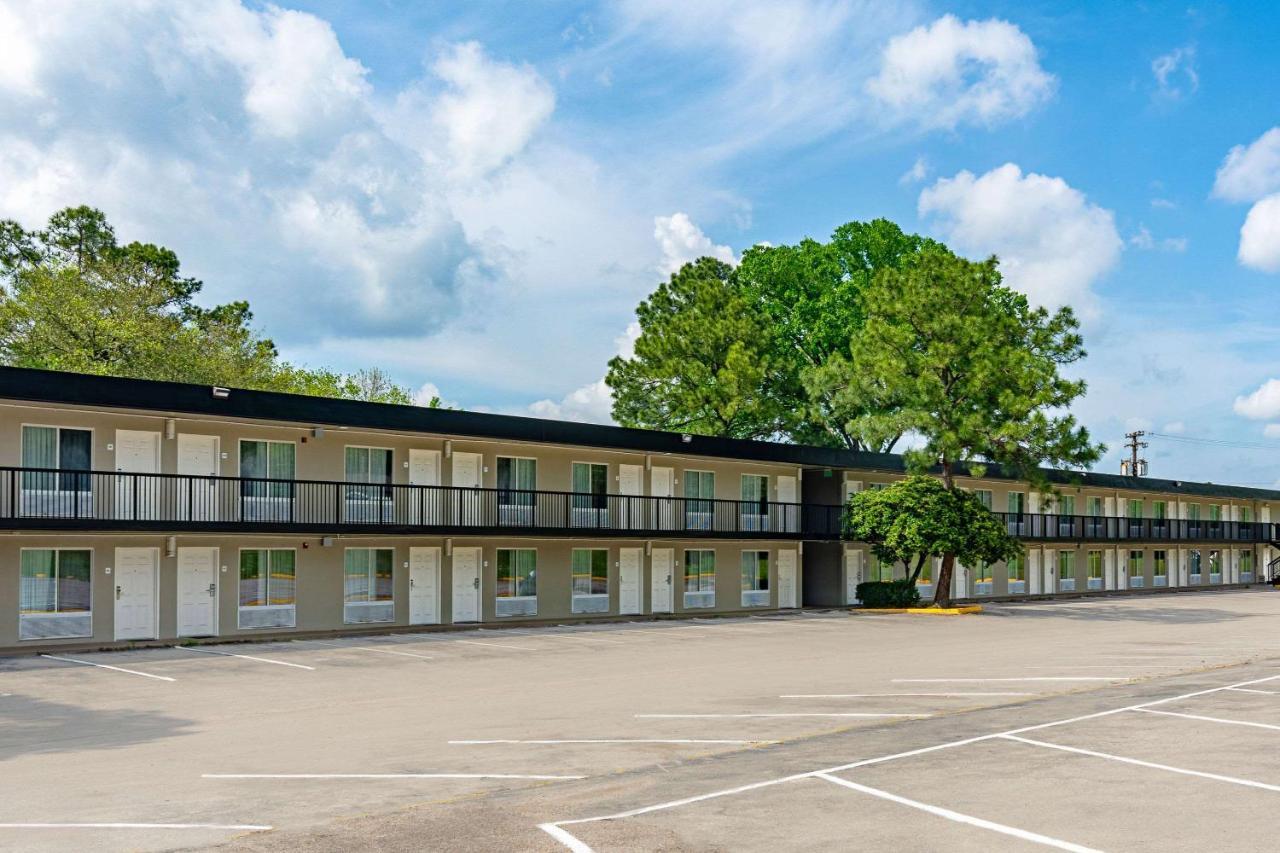 Rodeway Inn Huntsville Exteriör bild
